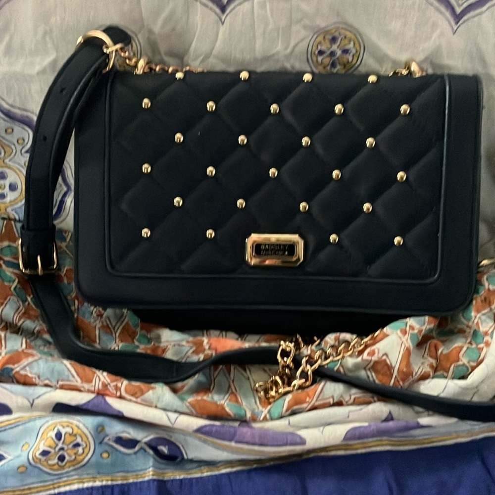 👜 Quilted navy blue purse 👛